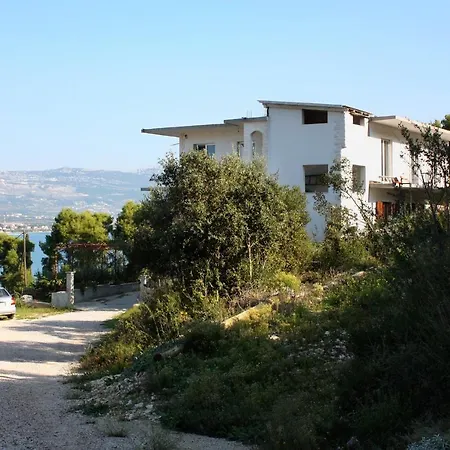 Apartments With A Parking Space Arbanija, Ciovo - 5228 Apartment Trogir
