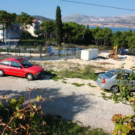 Apartment Apartments With A Parking Space Arbanija, Ciovo - 5228