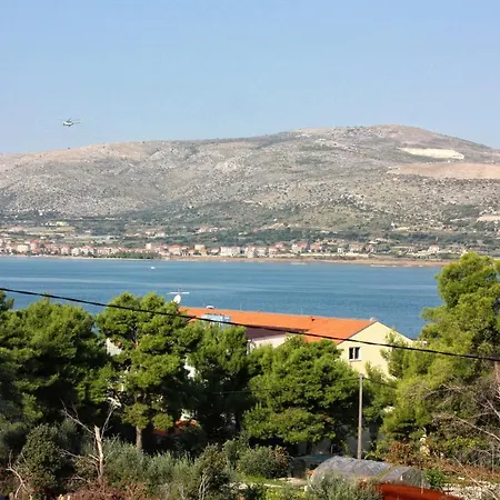 Apartments With A Parking Space Arbanija, Ciovo - 5228 Trogir