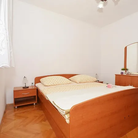 Apartments With A Parking Space Arbanija, Ciovo - 5228 Trogir