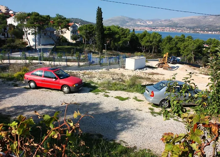 Apartmán With Parking Space Arbanija, Ciovo - 5228