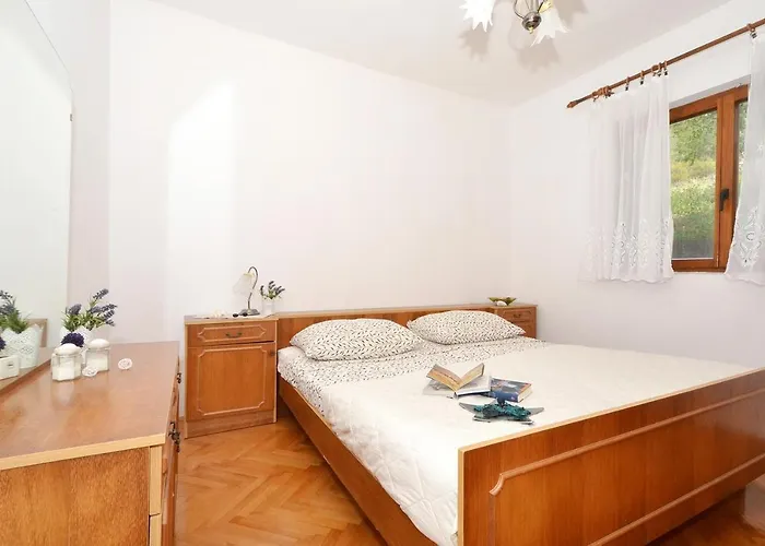 Apartmán With Parking Space Arbanija, Ciovo - 5228 Trogir